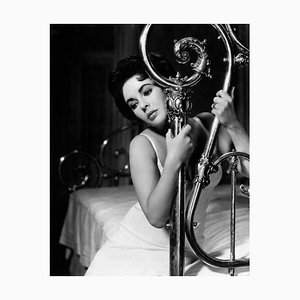 Mondadori Portfolio, Liz Taylor en la película Cat on a Hot Tin Roof, 1958/2022, Fotografía