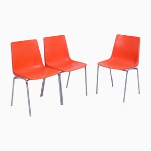 Stühle aus Stahl und orangefarbene Sitzgruppe aus Kunststoff von Wesifa, 3er Set