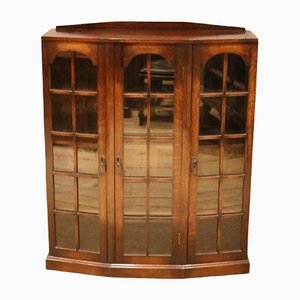Glasiertes Eichenholz Bücherregal mit abgeschrägter Front