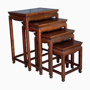 Tavolini ad incastro in legno di ferro, Indocina, metà XX secolo, set di 4