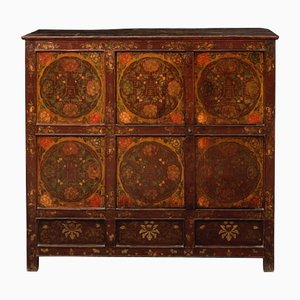 Mueble tibetano antiguo pintado