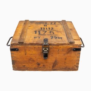 Caja de transporte de munición industrial antigua