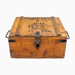 Scatola per il trasporto di munizioni industriale antica
