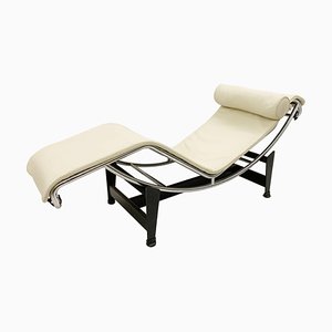 LC4 Lounge Chair by Charlotte Perriand, Le Corbusier and Pierre Jeanneret from Cassina