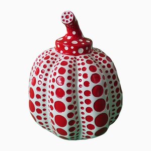 Nach Yayoi Kusama, Dots Obsession: Red Pumpkin, 21st Century, Resin Sculpture