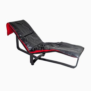 Chaise longue reclinable Mid-Century de cuero negro de Ingmar Relling, años 70