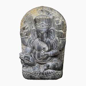 Statua in pietra di Ganesh