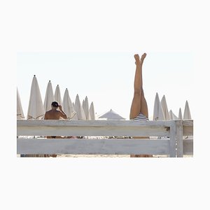 Stampa Fine Art di Kimberly Poppe, Spontaneous Handstand on the Beach
