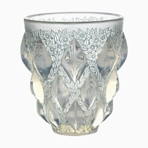 Vaso Rampillon in vetro opalino di René Lalique per Boch Frères