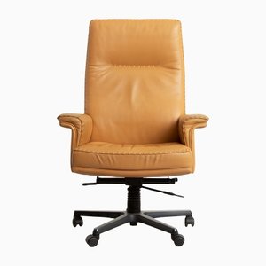 DS-35 Office Armchair in Leather from De Sede, 1960