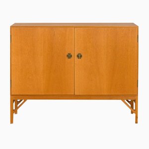 Mueble modelo 232 China de roble de Børge Mogensen para FDB, Denmark, años 60