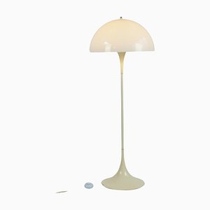 Weiße Panthella Stehlampe aus Kunststoff von Verner Panton für Louis Poulsen, Denmark
