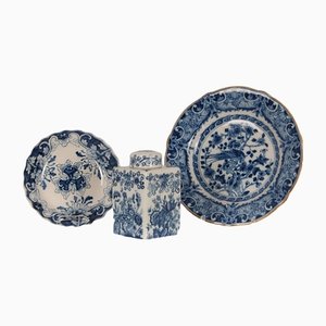 Dutch Blue and White Delftware Tea Caddy and Cabinet Plates, 1940s, Set of 3