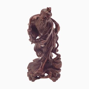 Republikanische Zeitalter Chinesische Statue eines Fischers aus geschnitztem Holz, 1900er