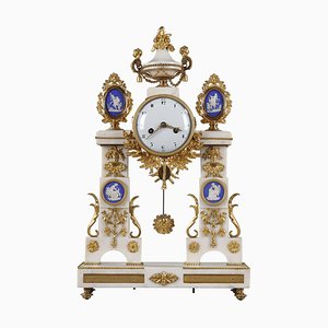 Horloge avec Décorations Wedgewood