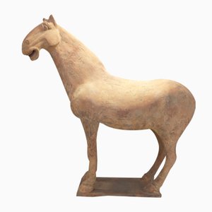 Sculpture de Cheval Antique en Terre Cuite