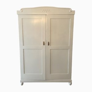 Vintage Cabinet in Painted Fir