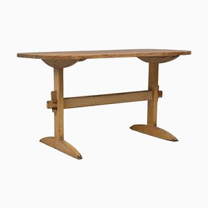 Tavolo da pranzo in legno di pino, arte popolare svedese