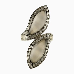Ring aus Weißgold und Silber mit Diamanten und Bergkristall