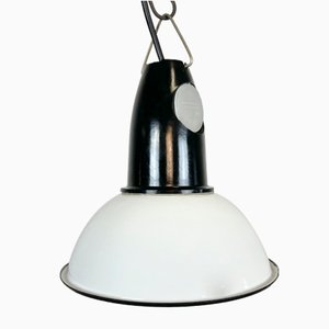 Petite Lampe à Suspension Industrielle Vintage en Émail Blanc, 1960s