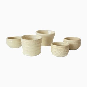 Elfenbeinfarbene Keramikschalen, 5 . Set