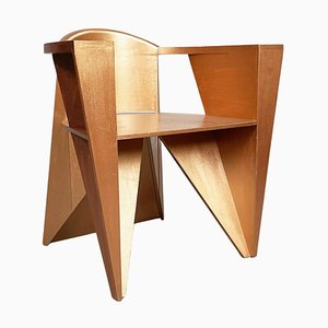 Goldener italienischer Mid-Century Modern Armlehnstuhl aus Holz, 1980er