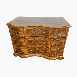 Baroque Chest of Drawers in Walnut