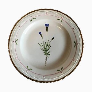 Flora Danica Dinner Plate No. 735/3549 from Royal Copenhagen