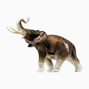 Éléphant en Porcelaine de Royal Dux