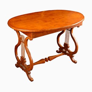 Mesa Biedermeier, década de 1820 a 1830