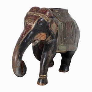 Indischer geschnitzter Elefant, 19. Jh