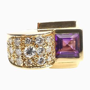 18K Yellow Gold Ring with Amethyst and Diamonds