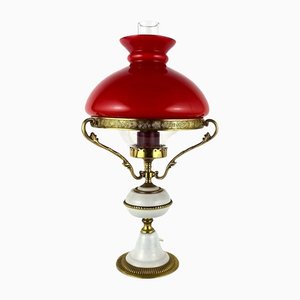 Belgische Tischlampe mit Lampenschirm aus vergoldeter Bronze & rotem Glas, 1970er