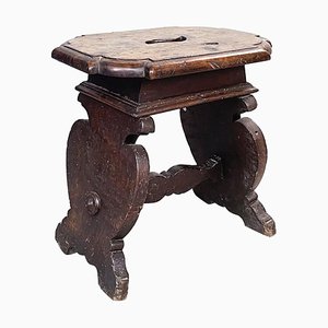 Tabouret en Noyer, Italie, 1600s