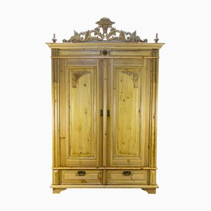 Armoire 2 Portes en Pin Baltique avec Couronne Sculptée, 1920s