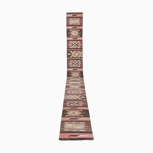 Alfombra de pasillo Kilim turca larga en morado y marrón