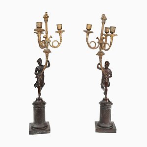 Italienische Kerzenständer mit Vergoldeten Figuren aus Bronze, 2er Set