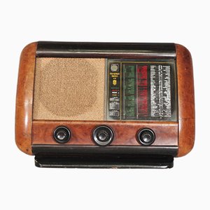 Radio Minerva 425 de madera nudosa de nogal, 1941