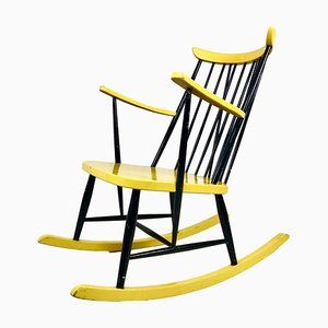 Sedia a dondolo Mid-Century attribuita a Lucian Ercolani per Ercol, anni '60