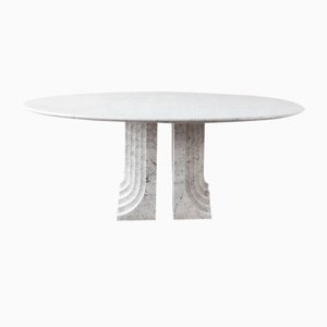 Tavolo da pranzo ovale in marmo di Carrara bianco attribuito a Carlo Scarpa, Italia, anni '70