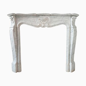 19th Century French Trois Coquilles Carrara Marble Fireplace