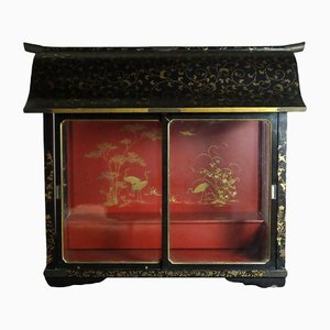 19th Century Vitrine in Japanese Lacquer