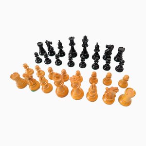 Piezas de ajedrez vintage de madera plomada. Juego de 32