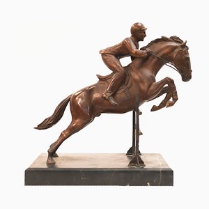 Estatua inglesa de bronce de jinete de caballo de carreras de obstáculos - Show Jumper