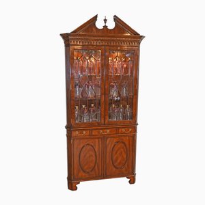 Victorian Corner Cabinet in Glazed Mahogany