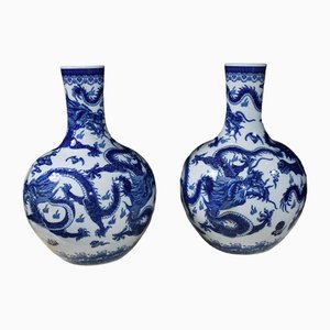 Ming Chinese Porcelain Vases in Blue and White Urns, Set of 2