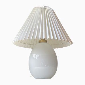 Lampe de Bureau Blanche en Forme d'Oeuf par Poul Seest Andersen pour Le Klint, 1970s