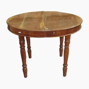 Antiker ovaler ausziehbarer Tisch aus Nussholz