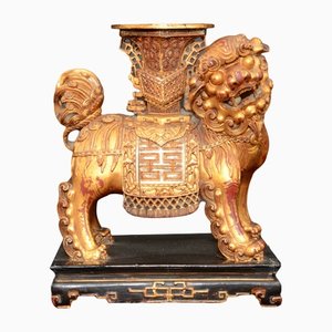 Chinesischer Löwe aus vergoldetem Holz, Spätes 19. Jh