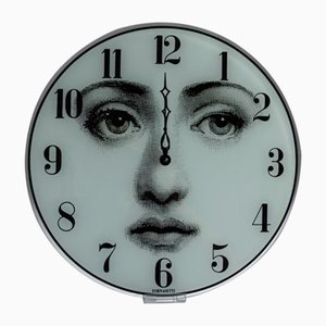 Reloj de pared Lina Cavalieri de vidrio viso de Fornasetti